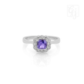 18K White Gold Tanzanite And Diamond Ring