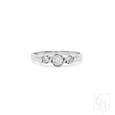 Gillian's Jewellery Wedding and Engagement Rings Forest Hill Chase Melbourne Eastern Suburb Jewellery Store